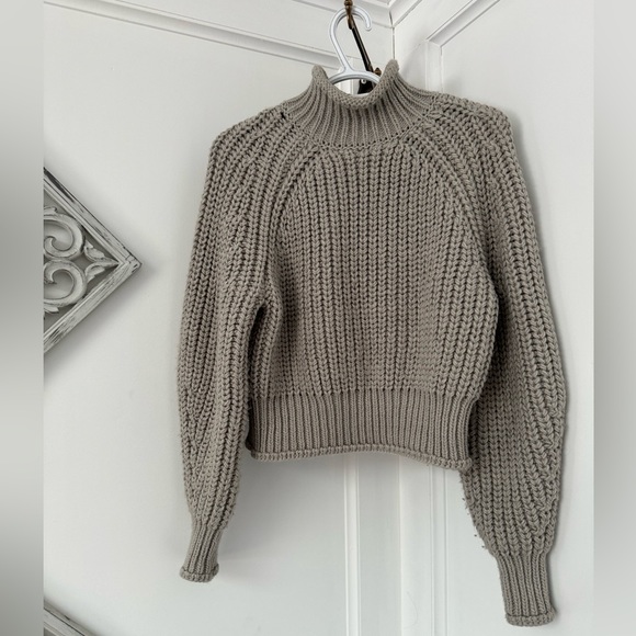 H&M Mock Neck Sweater - Picture 1 of 7